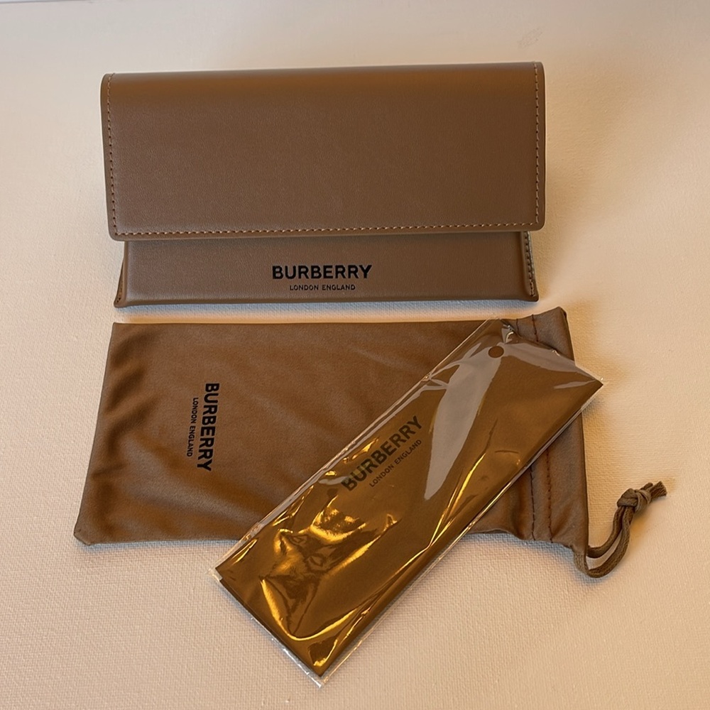 NIB BURBERRY SUNGLASSES 47-25-140 MADE IN ITALY - Picture 12 of 17
